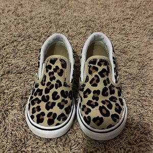 Toddler slip on Vans, Size: 9c Cheetah Print